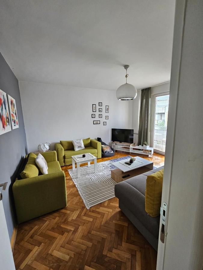 Cosy Apartment In The Heart Of Skopje Exteriör bild