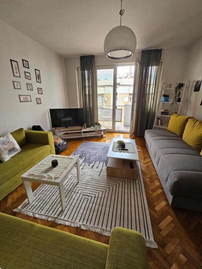 Cosy Apartment In The Heart Of Skopje Exteriör bild