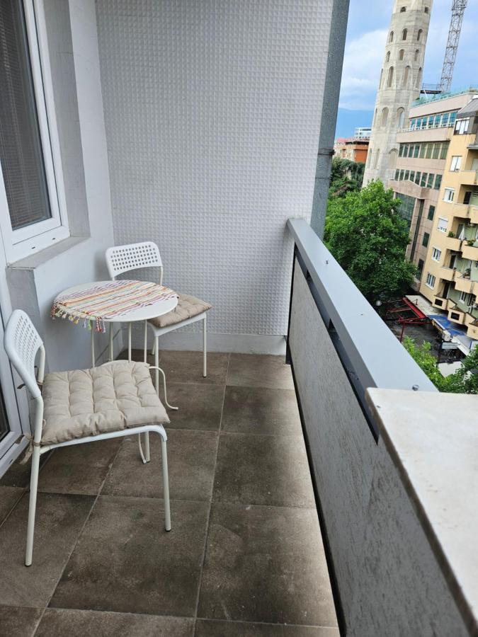Cosy Apartment In The Heart Of Skopje Exteriör bild